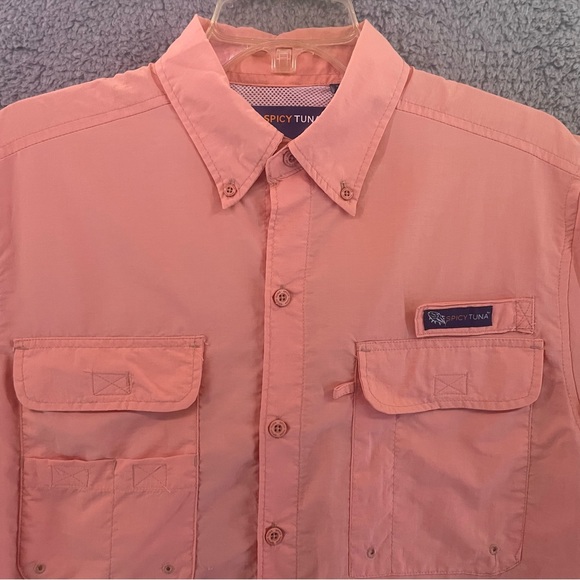 Spicy Tuna Shirt Mens Medium Vented Cape Back Short Sleeve Button Down Fishing - Picture 2 of 12